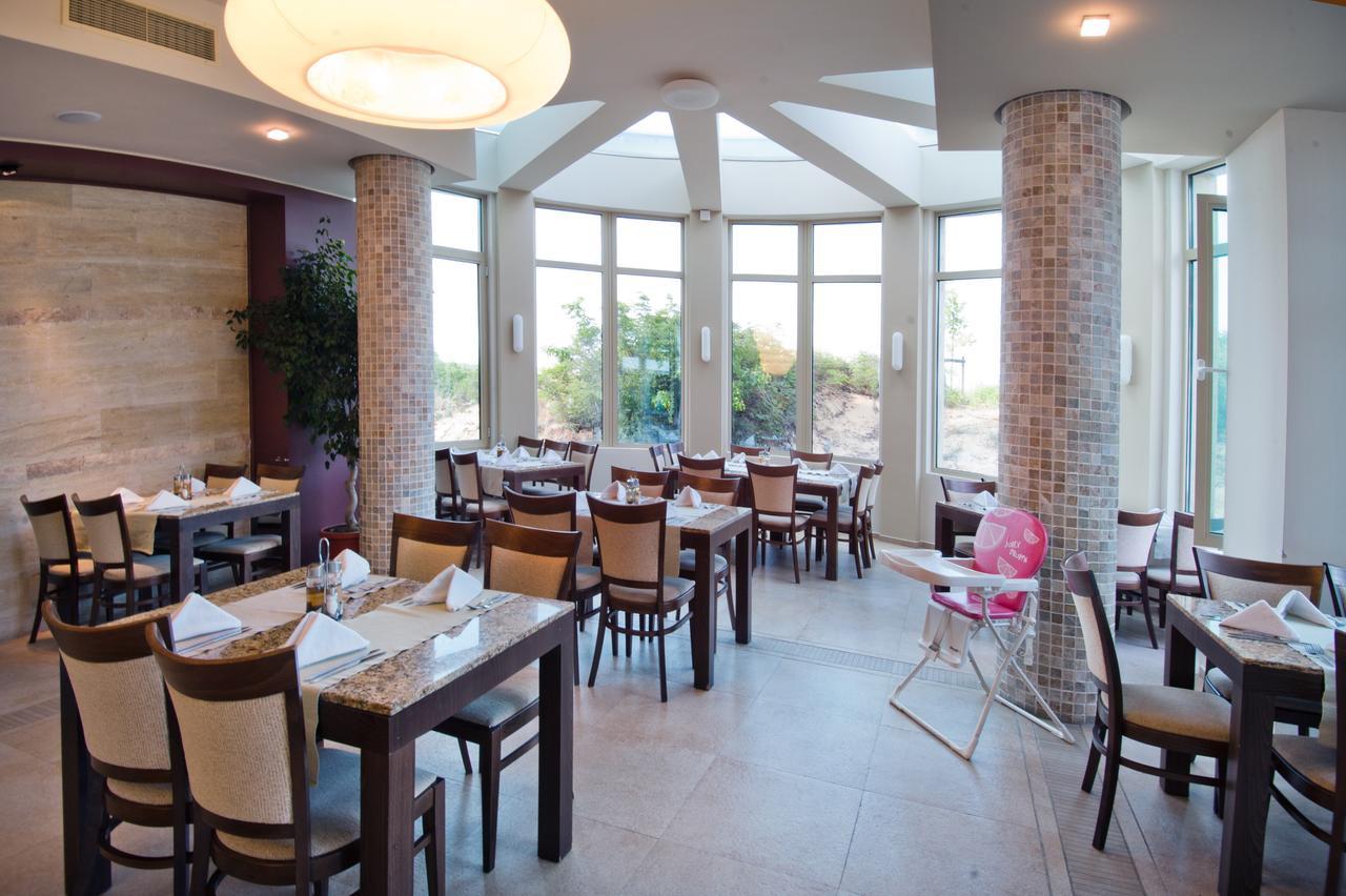Jeravi Club Hotel Primorsko Exterior photo