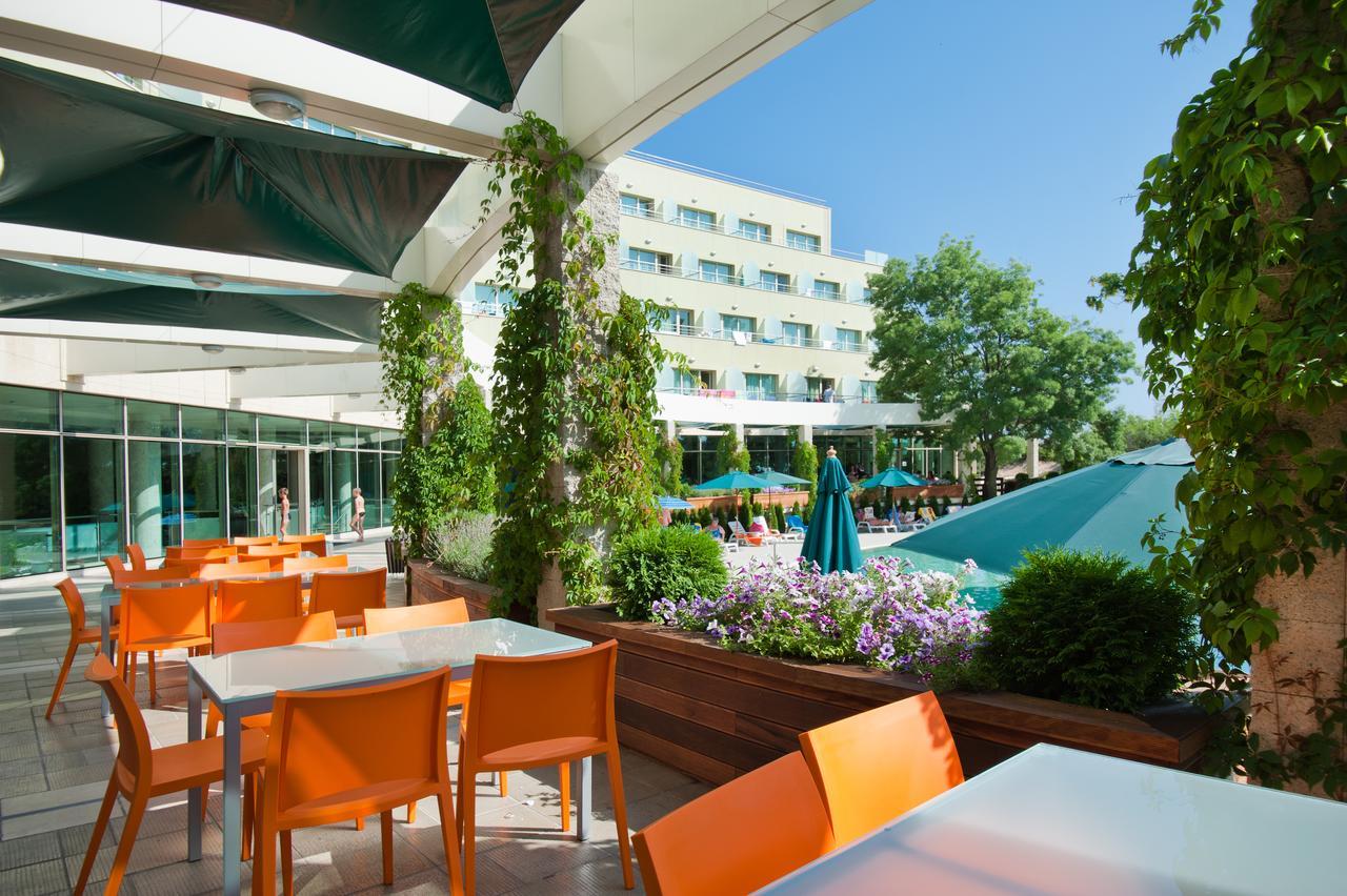 Jeravi Club Hotel Primorsko Exterior photo